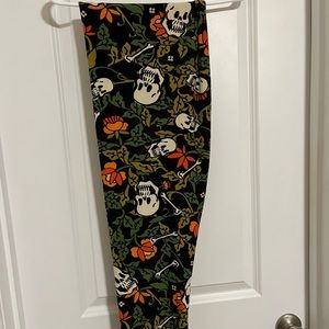 🎃🎃🎃 LuLaRoe Leggings TC2 🎃🎃🎃